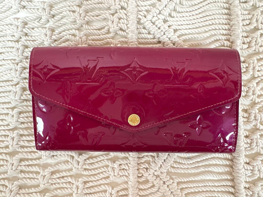 Louis Vuitton Cranberry Patent Vernis Sarah Wallet w/Dustbag