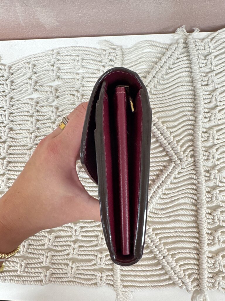 Louis Vuitton Cranberry Patent Vernis Sarah Wallet w/Dustbag