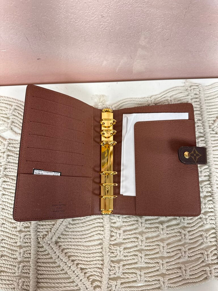 Louis Vuitton Monogram Medium Ring Agenda Cover