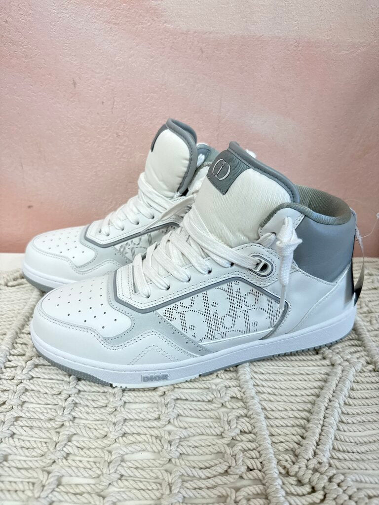 Dior White Hi Top Logo Sneaker NWT w/Box
