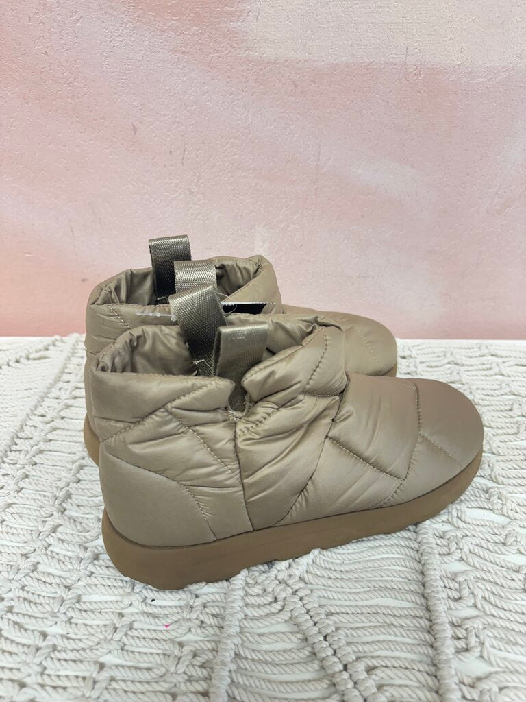 PiumeStudio Tan Quilted Bootie