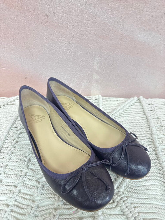 10022-Shoe Plum Ballet Flat