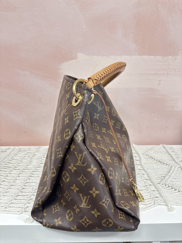Louis Vuitton Monogram Arsty '18 w/Box