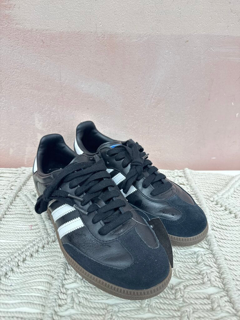 Adidas Black and White Samba (Fits like an 8.5)
