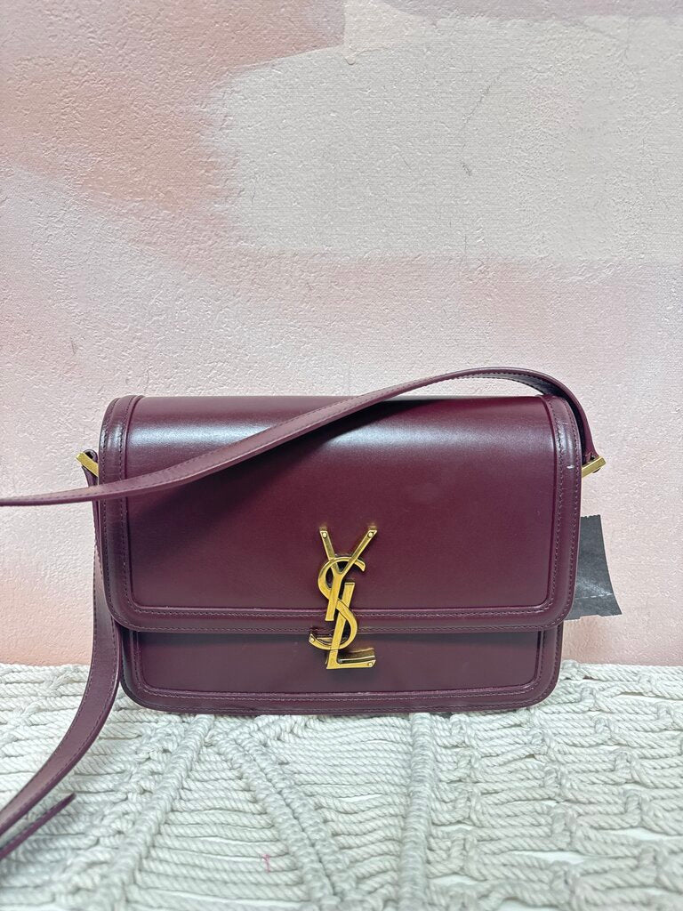 Saint Laurent Rouge Cabernet Solferino Med Box Shoulder Bag