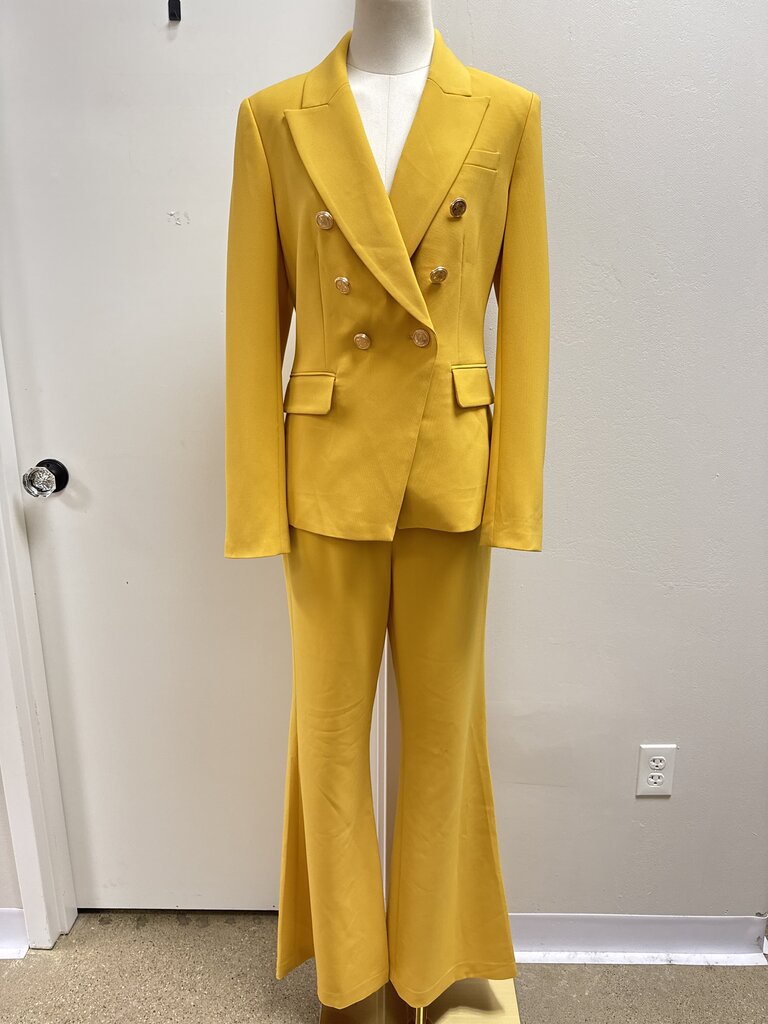 Toccin Yellow Pant Suit NWT