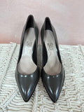 Ferragamo Moss Leather Pump NWT
