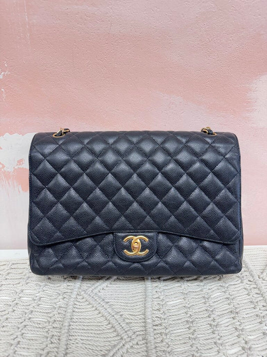 Chanel Black Maxi Double Flap Classic Caviar Shoulder Bag w/Dustbag '10-'11