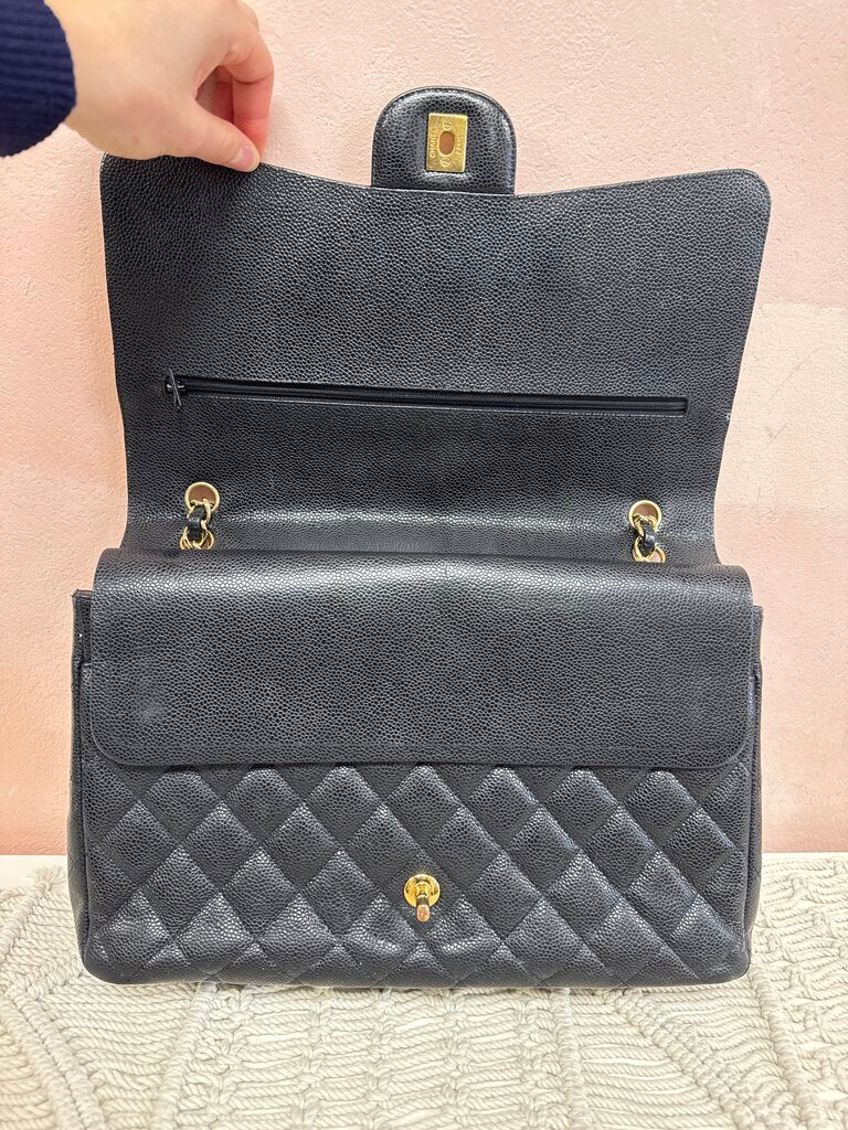 Chanel Black Maxi Double Flap Classic Caviar Shoulder Bag w/Dustbag '10-'11