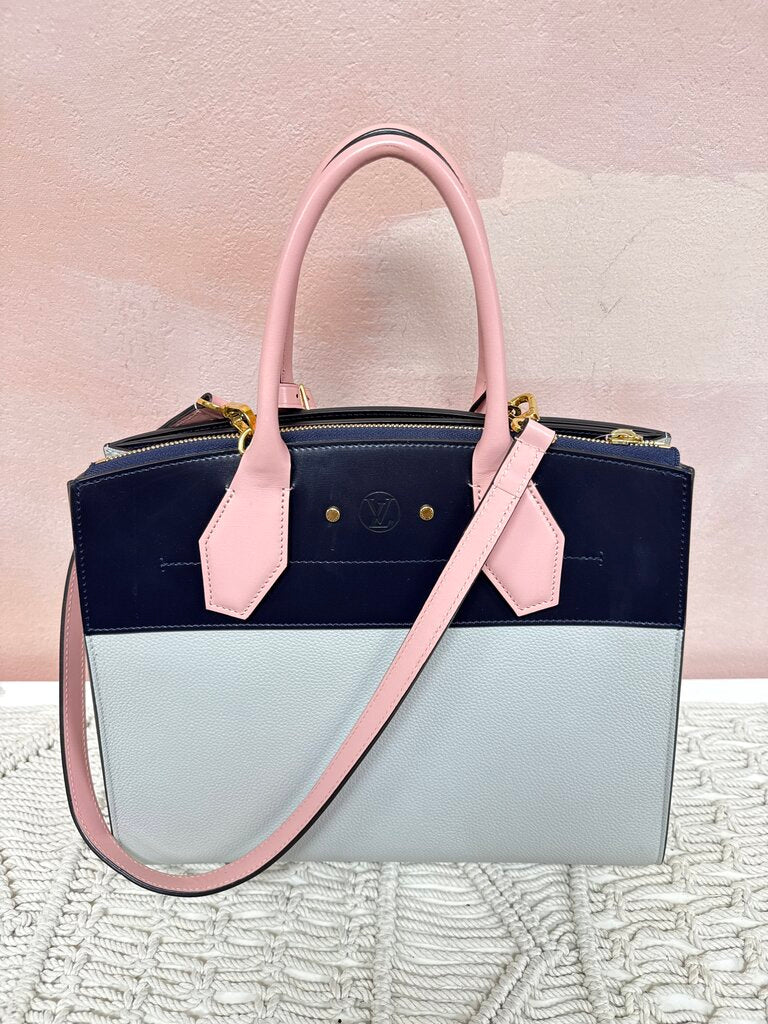 Louis Vuitton Stone and Pink Pebbled City Steamer MM Satchel '19 W/Dustbag