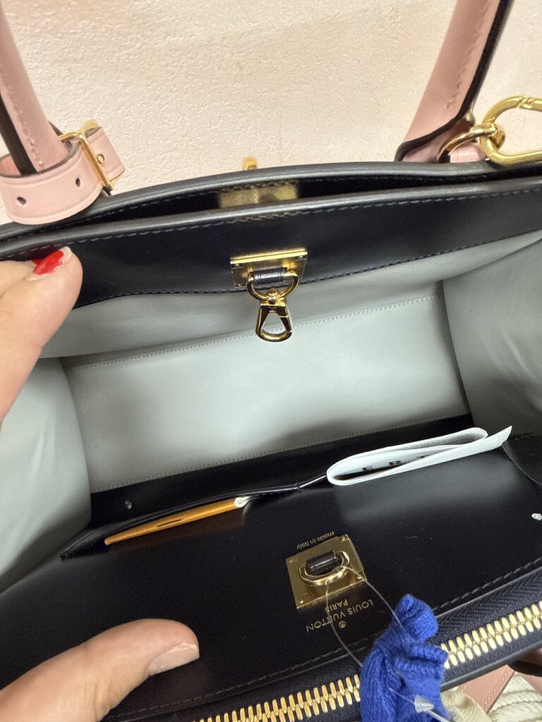 Louis Vuitton Stone and Pink Pebbled City Steamer MM Satchel '19 W/Dustbag