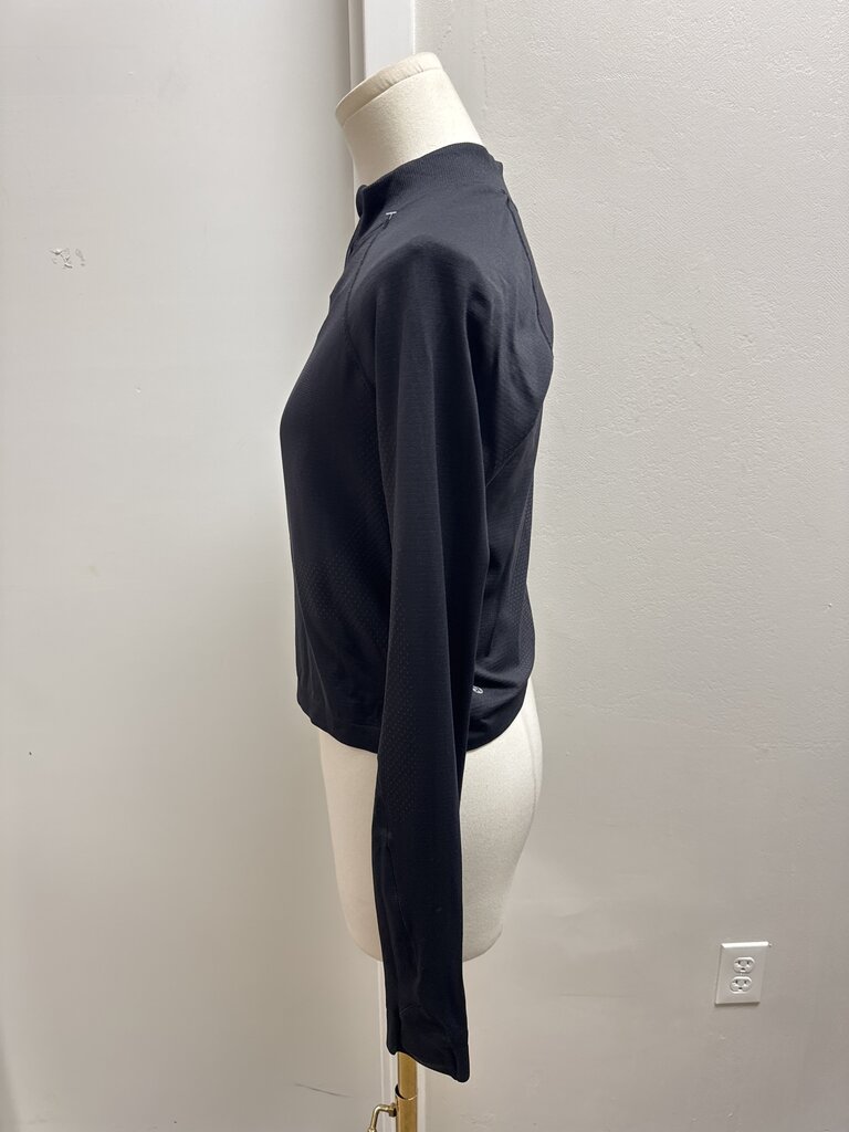 Lululemon Black 1/2 Zip