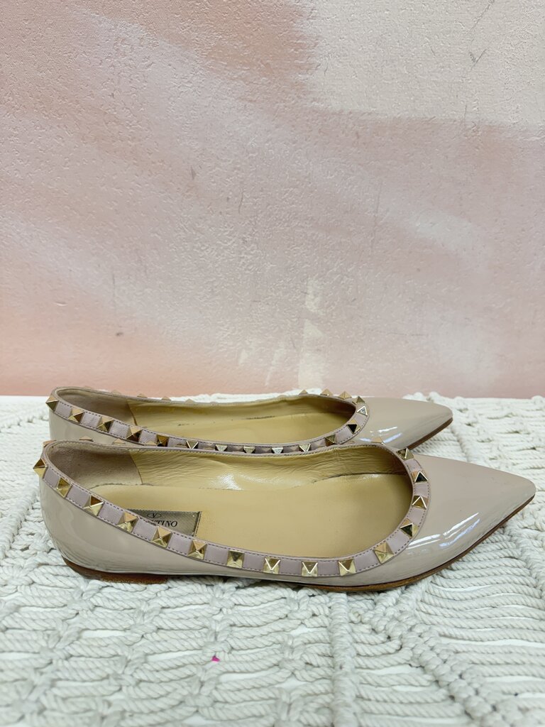 Valentino Tan Patent Rockstud Flat w/Dustbag