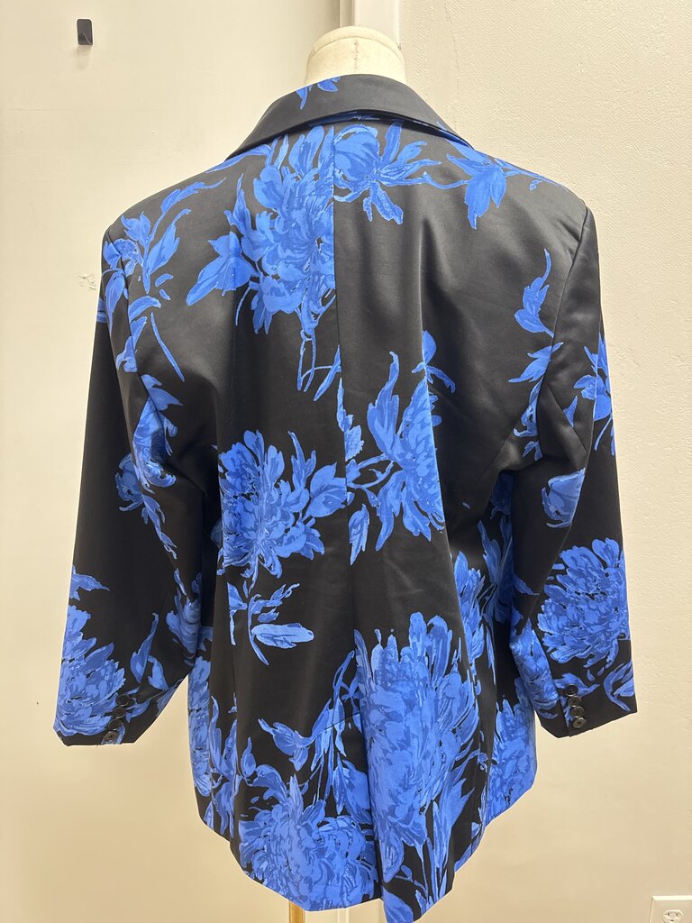 Natori Blue Floral Blazer