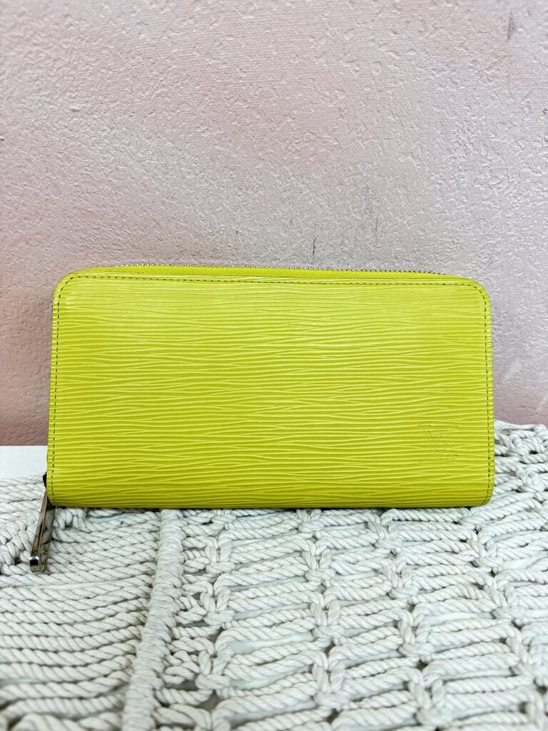 Louis Vuitton Yellow Epi Zip Around Wallet '13