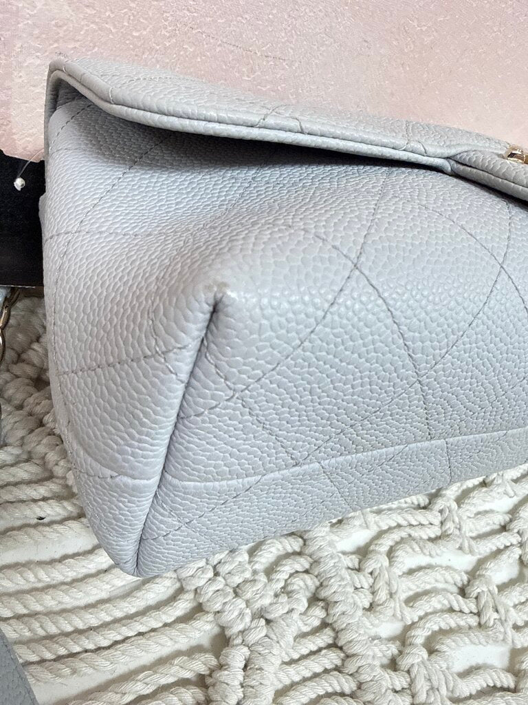 Chanel Small City Walk Caviar '19 (w/ box)