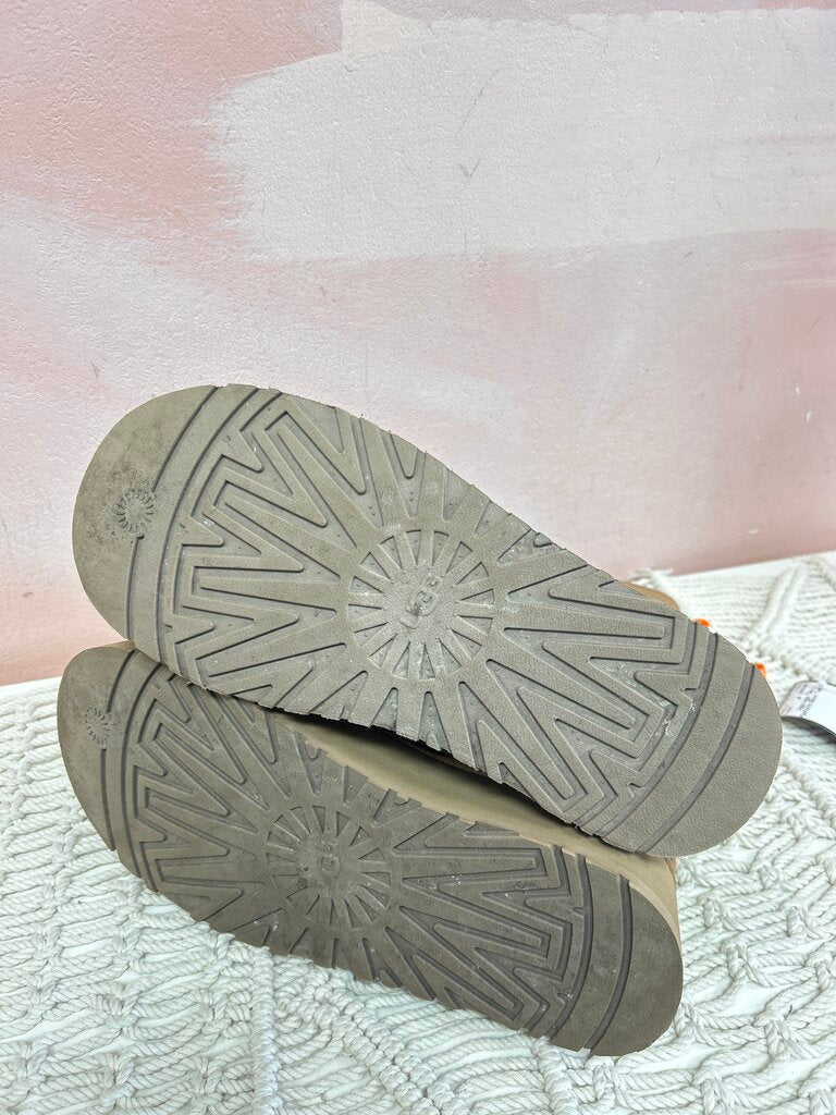 Ugg Tan Platform Boot