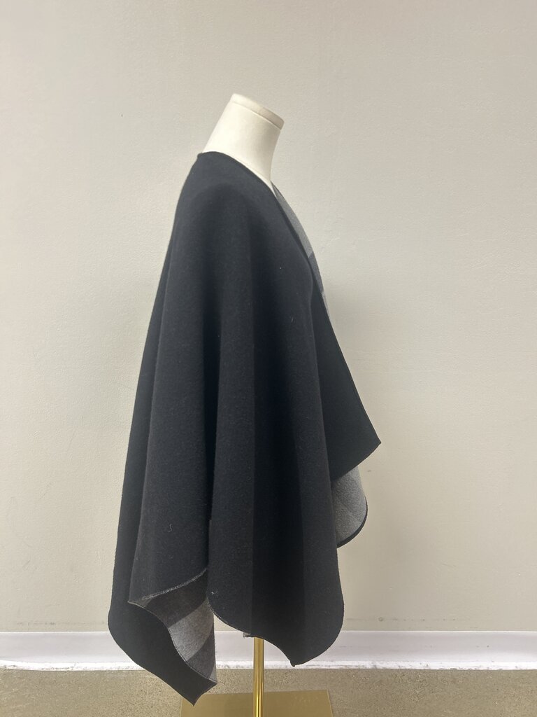 Burberry Black and Grey Plaid Reversible Cape