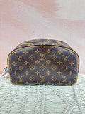 Louis Vuitton Monogram Toiletry Pouch '20