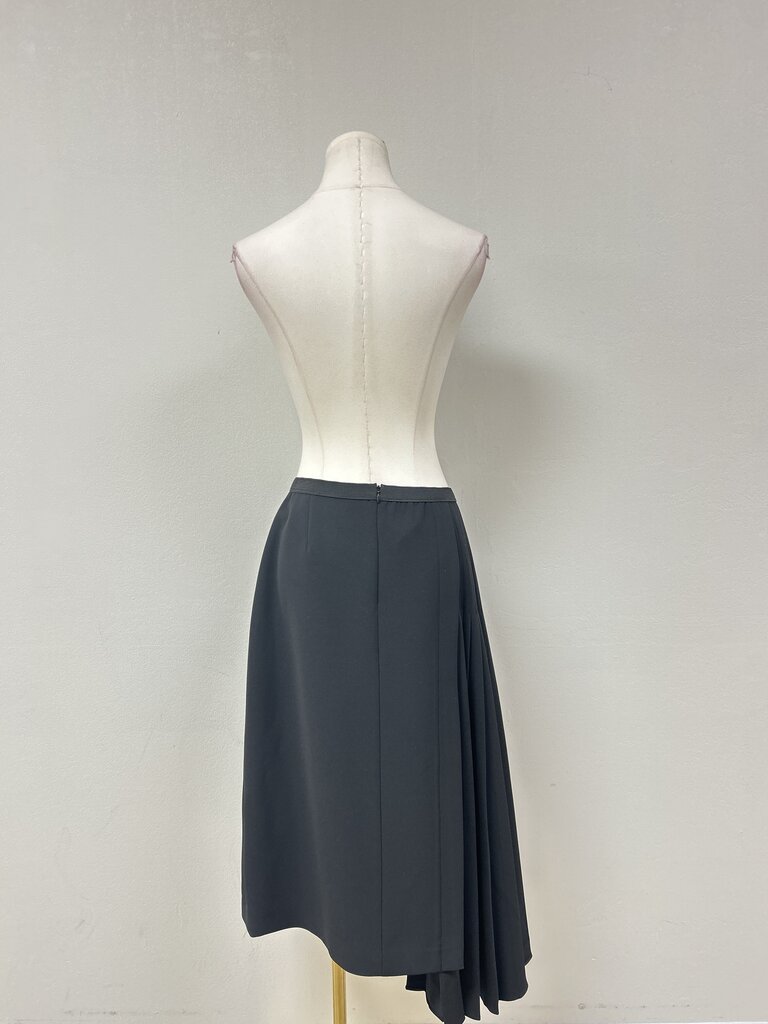 Stogova Black Pleated Maxi Skirt