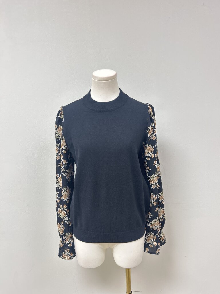 THML Black Floral Sleeve Top NWT