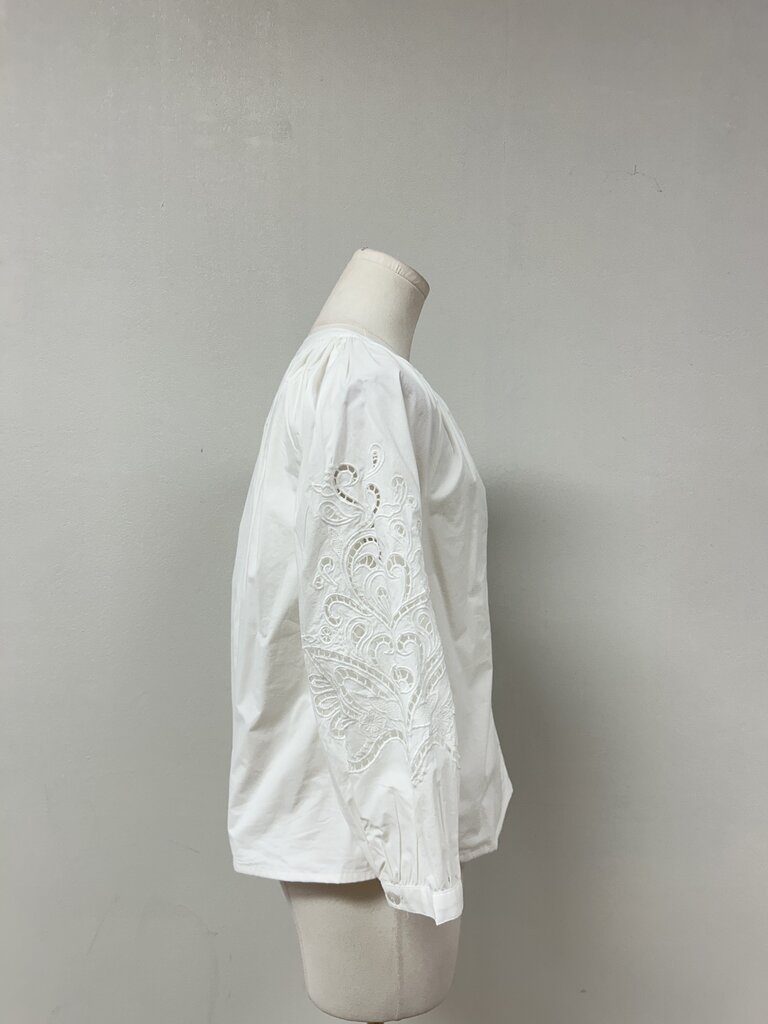 Evereve White Lace Top