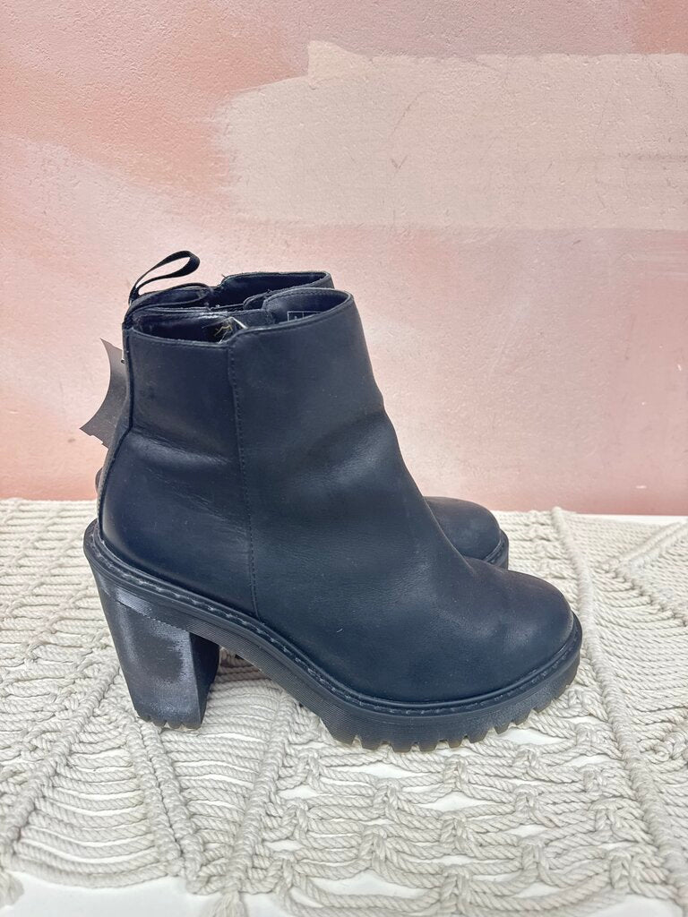 Doc Martens Black Lug Sole Bootie