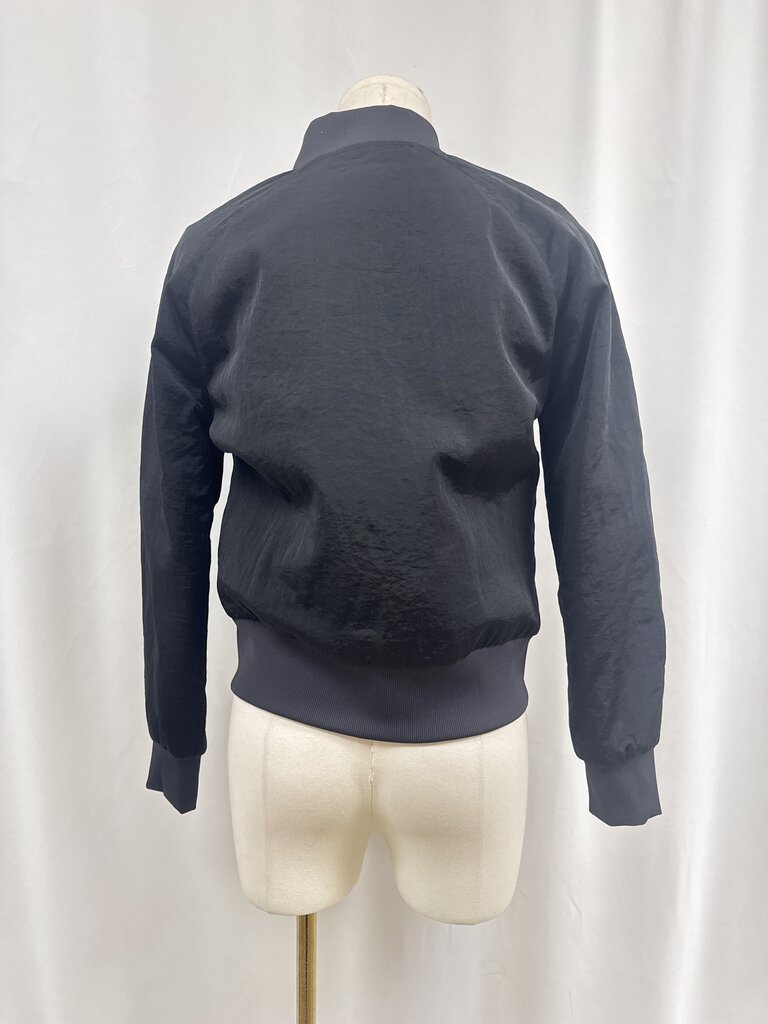 Lululemon Black Cropped Jacket