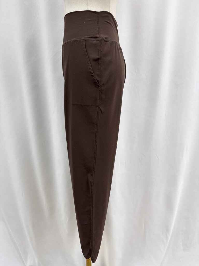 Carbon 38 Brown Jogger