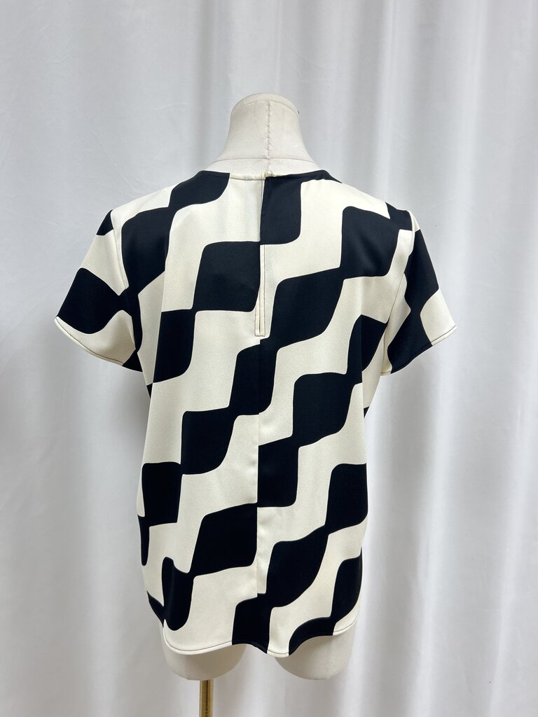 Art 360 Marella Black and White Top NWT