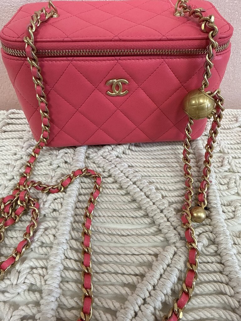 Chanel Pearl Crush Vanity