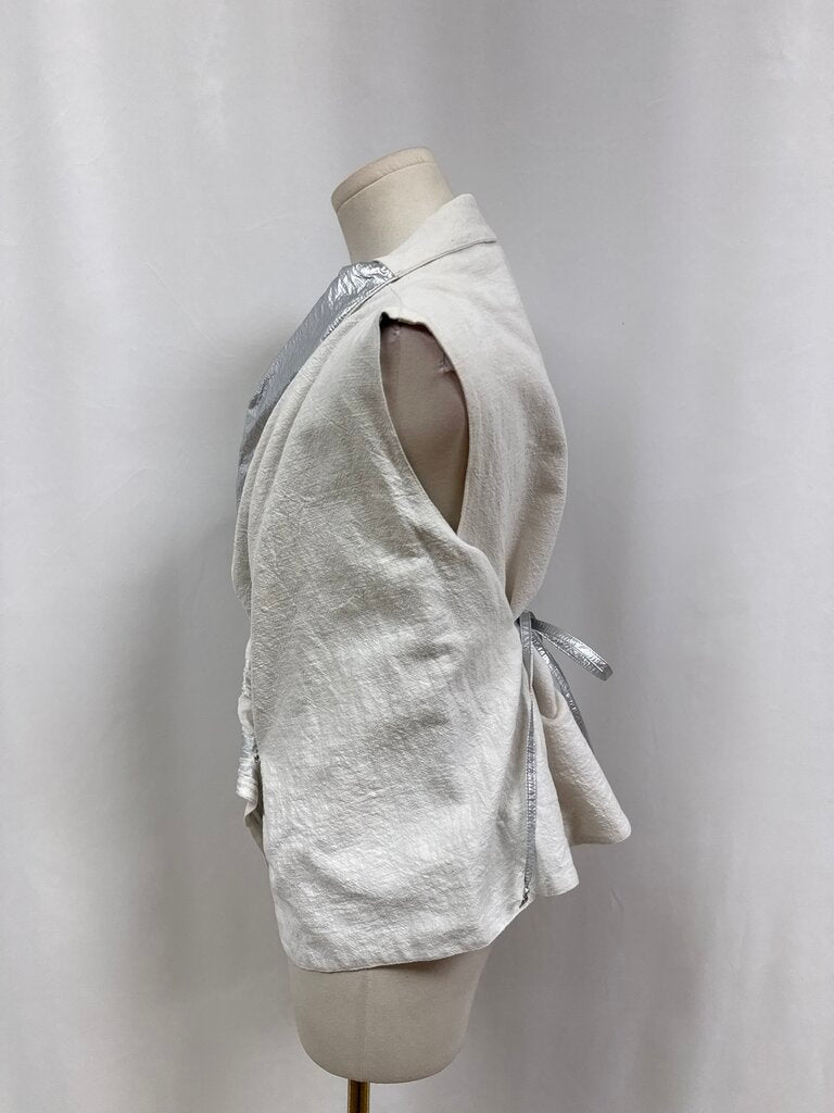 igor White and Silver Vest NWT