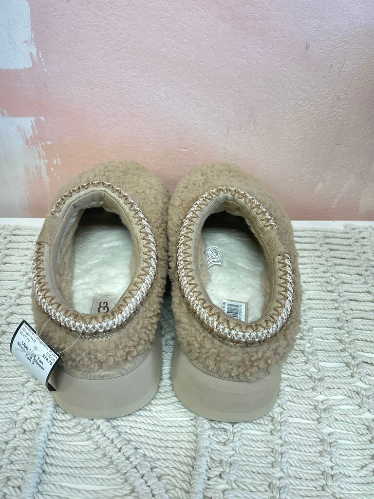 Ugg Tan Shearling Slipper