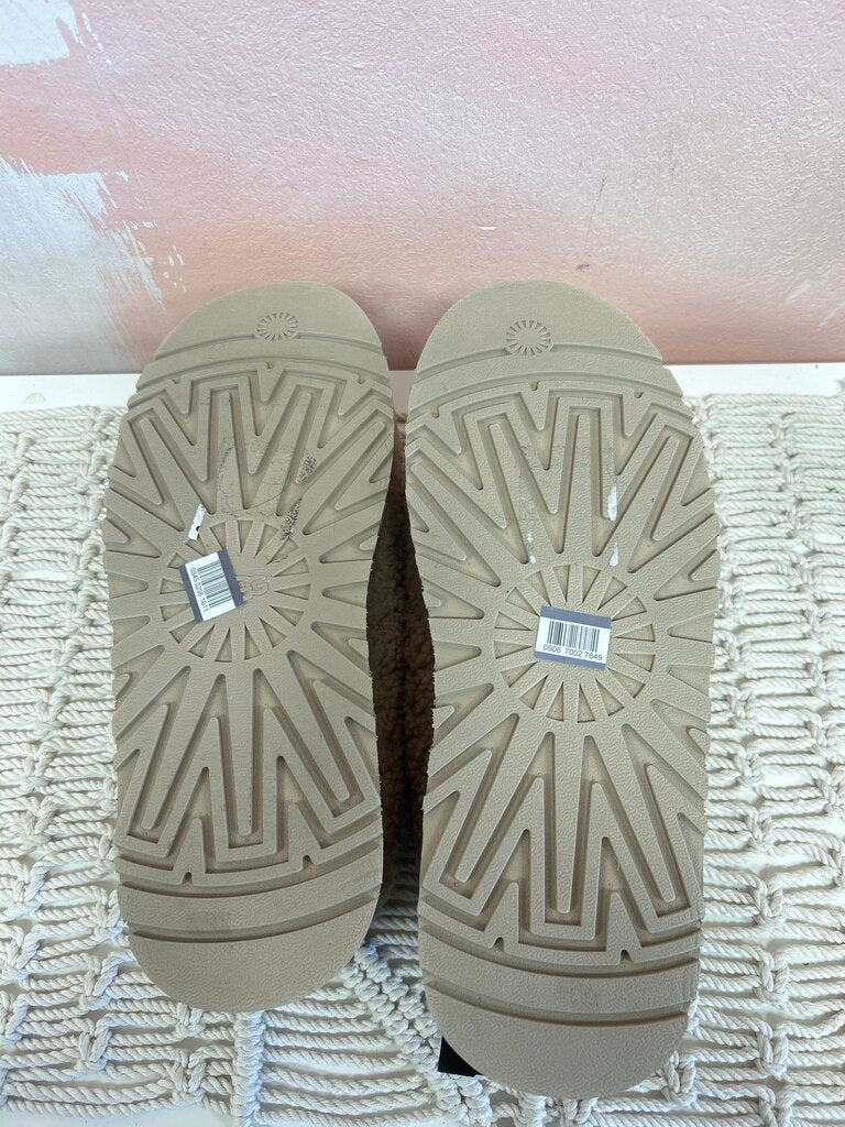 Ugg Tan Shearling Slipper