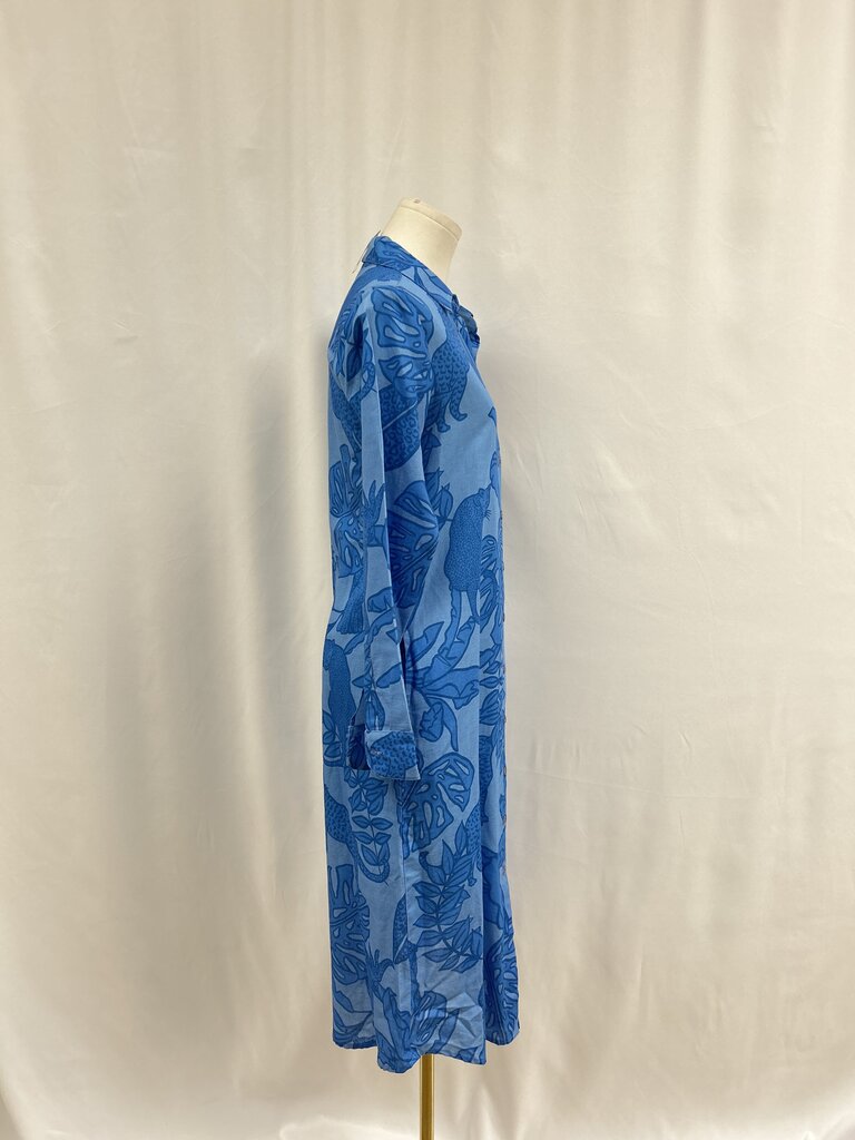 Las Surenas Blue Leopard Linen Button Up Dress
