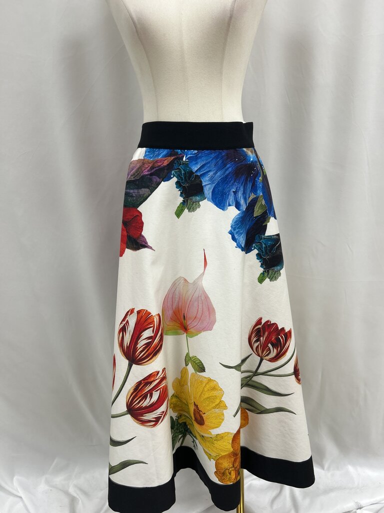 alice + olvia White Tulip Maxi Skirt