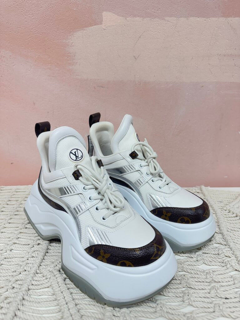Louis Vuitton White Logo Trim Archlight Sneaker w/Box