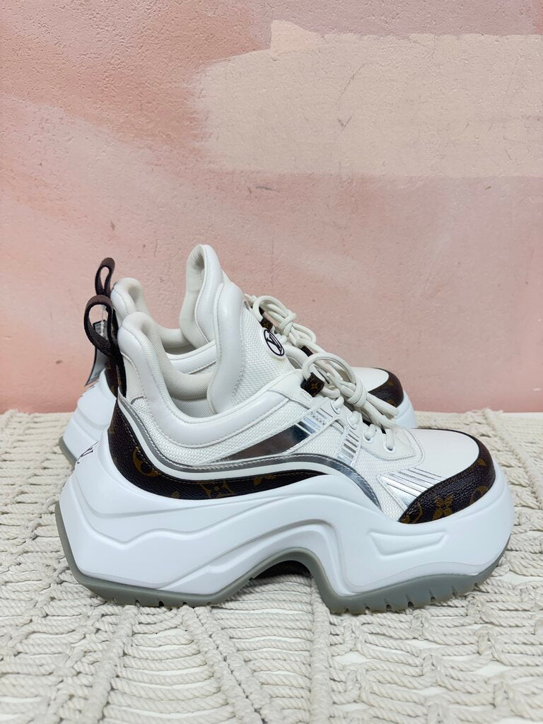 Louis Vuitton White Logo Trim Archlight Sneaker w/Box