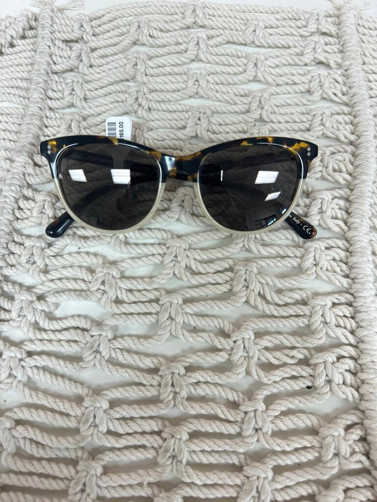 Oliver Peoples Jardinette Sunglasses w/Case