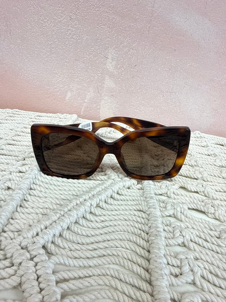 Chanel Tortoise Square Sunglasses w/Case – Cleveland  display picture 1