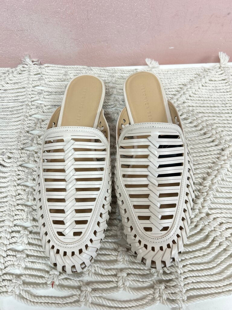 Veronica Beard White Mules w/box & bag
