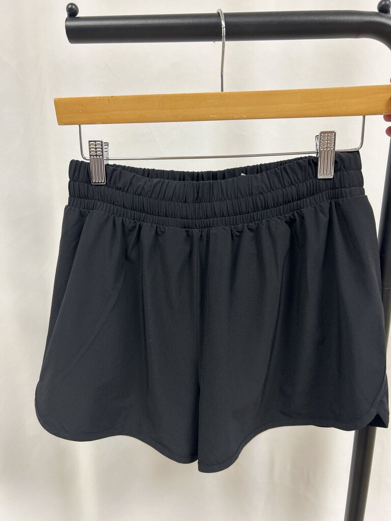 Beyond Yoga Black Shorts w/liner