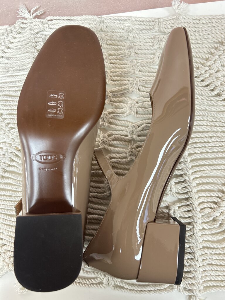 Tod's Taupe Patent MaryJane NWT