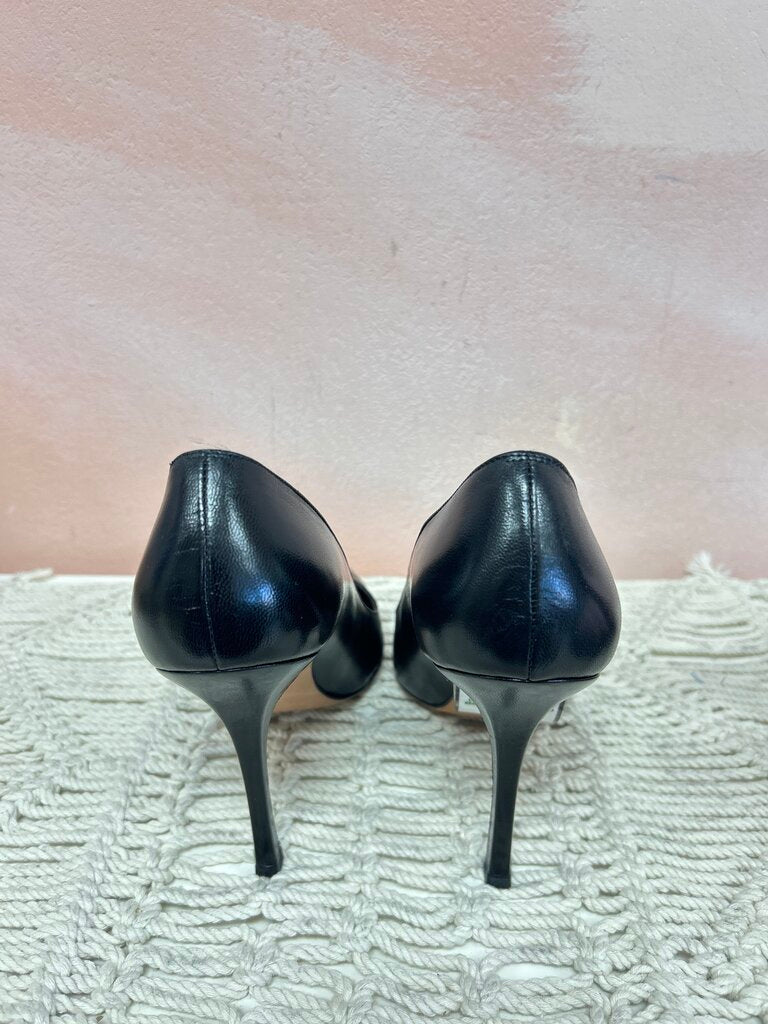 Manolo Black Leather Pump w/ Box NWT