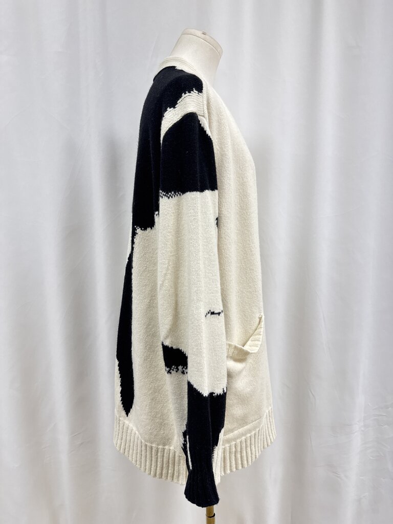 (nude) Black and White Cardigan