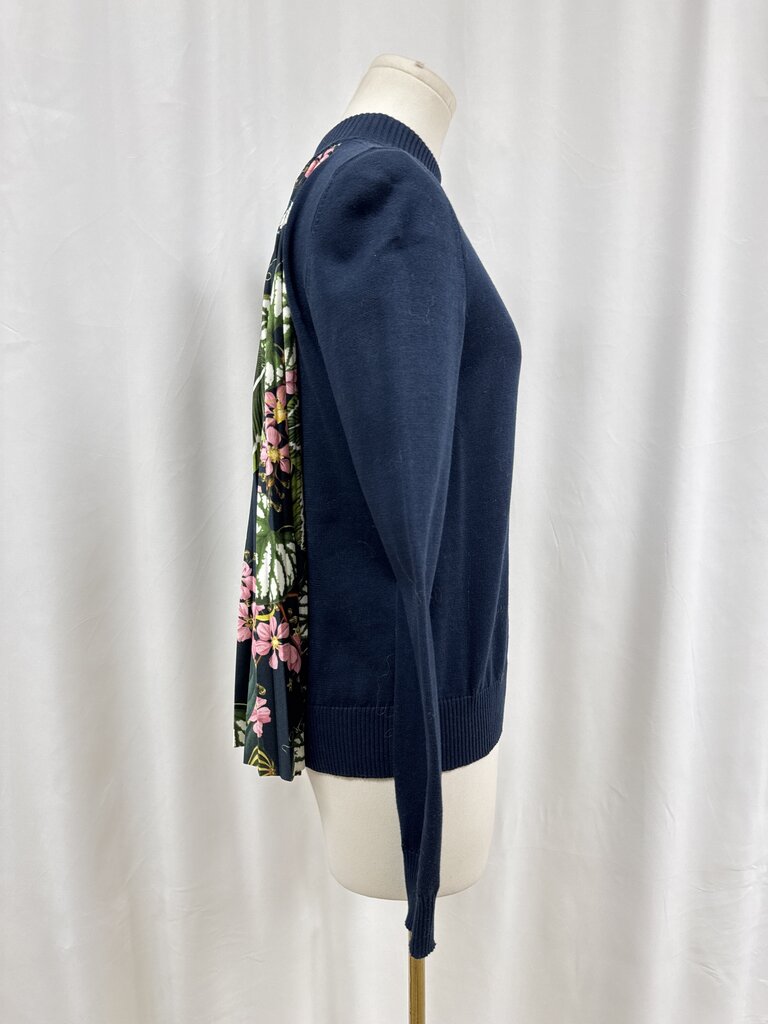 Oscar de la Renta Blue Floral Back Sweater