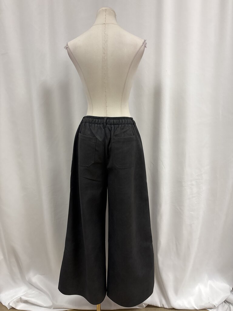 Vintage Havana Graphite Faux Leather Pant NWT
