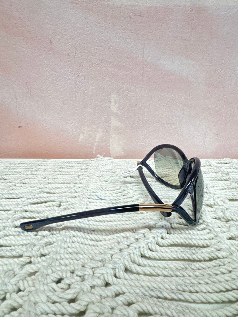 Tom Ford Sunglasses w/Case