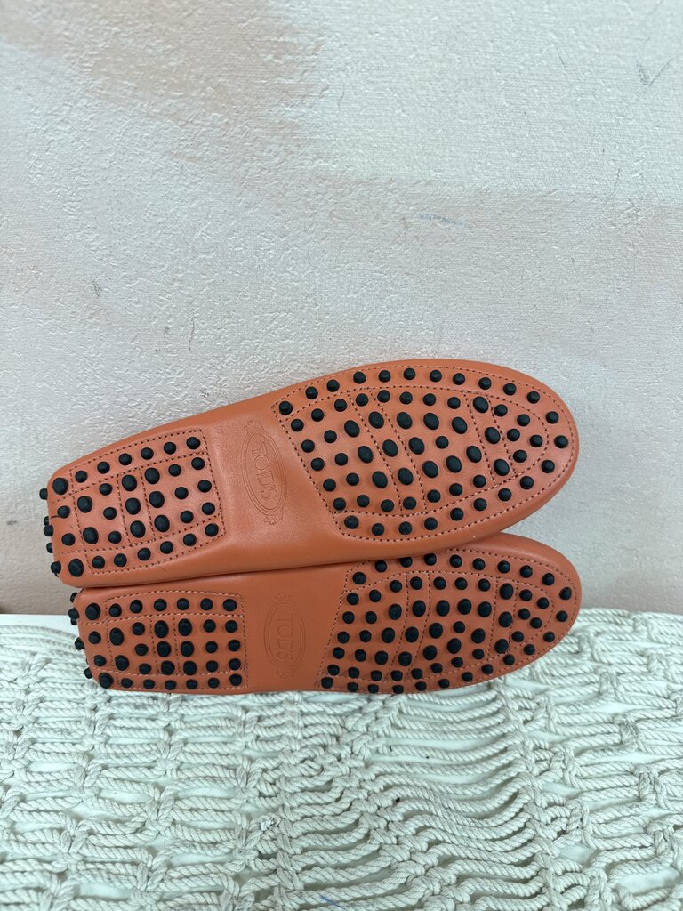 Tod's Coral Leather Driving Loafer w/Dustbag