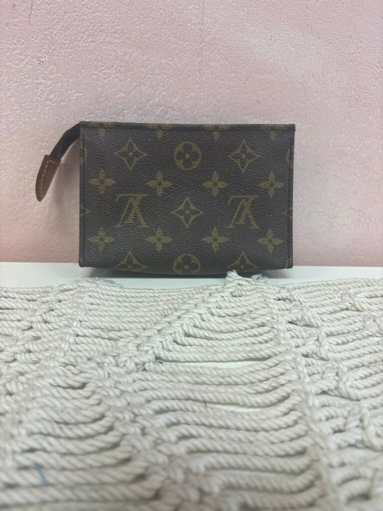 Louis Vuitton Monogram Vintage Toiletry Pouch